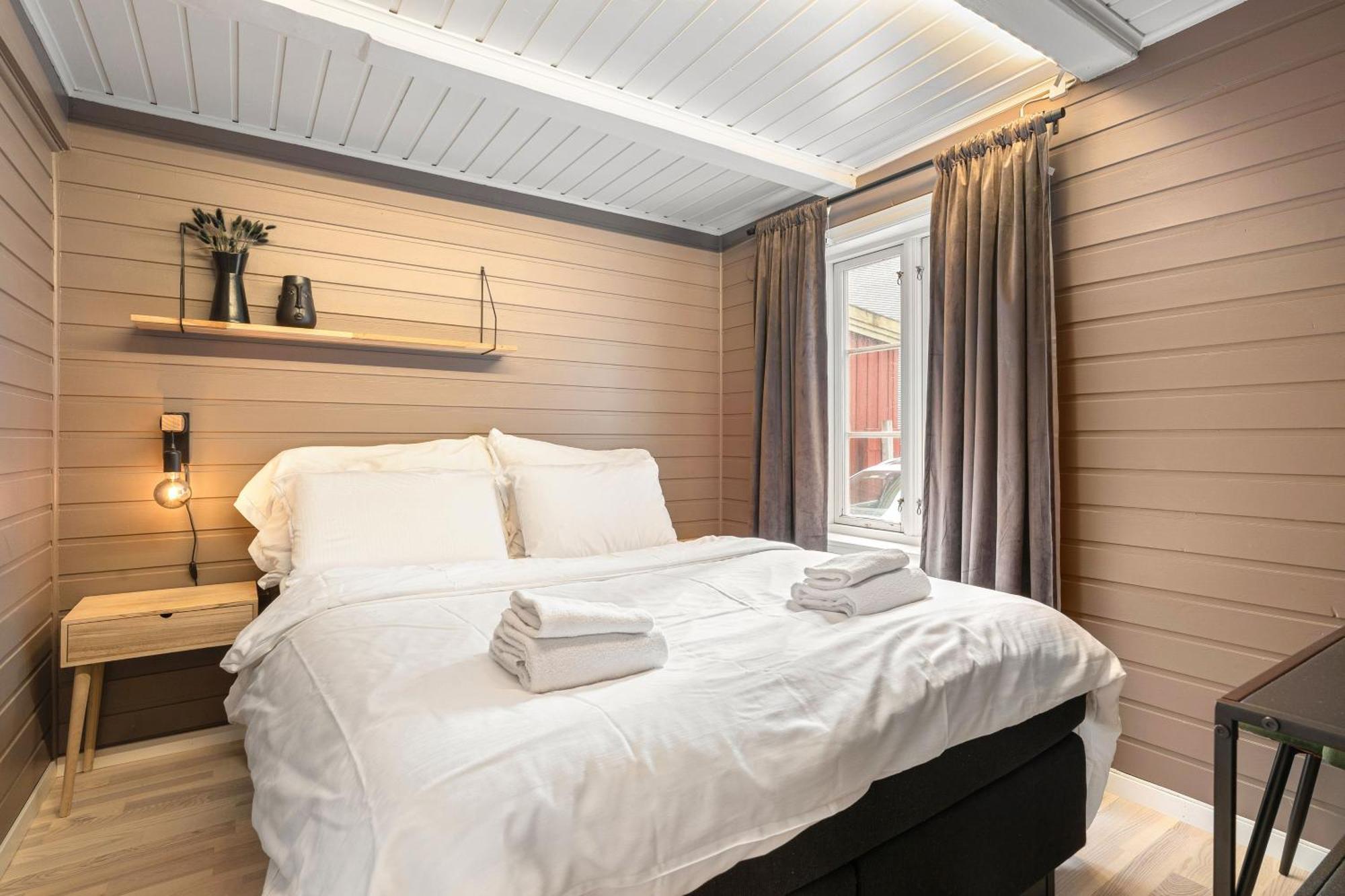 Arctic Homes - Red Polar House Tromso Ngoại thất bức ảnh